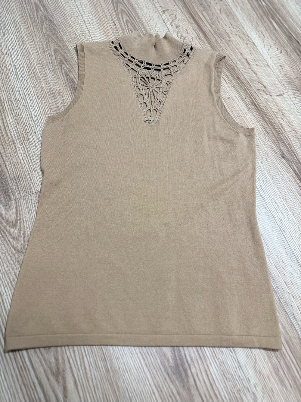 Debbie Shuchat Tan Crochet Mock Neck Sleeveless Knit Top L Y2K Vintage
